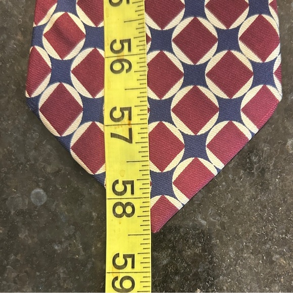 LANDS END Tie 100% Silk Handsewn in the USA Maroon Cream Navy Geometric Design - Picture 8 of 10